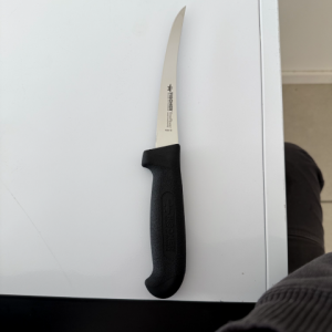 Couteau à désosser lame courbe 15cm Profinox Noir